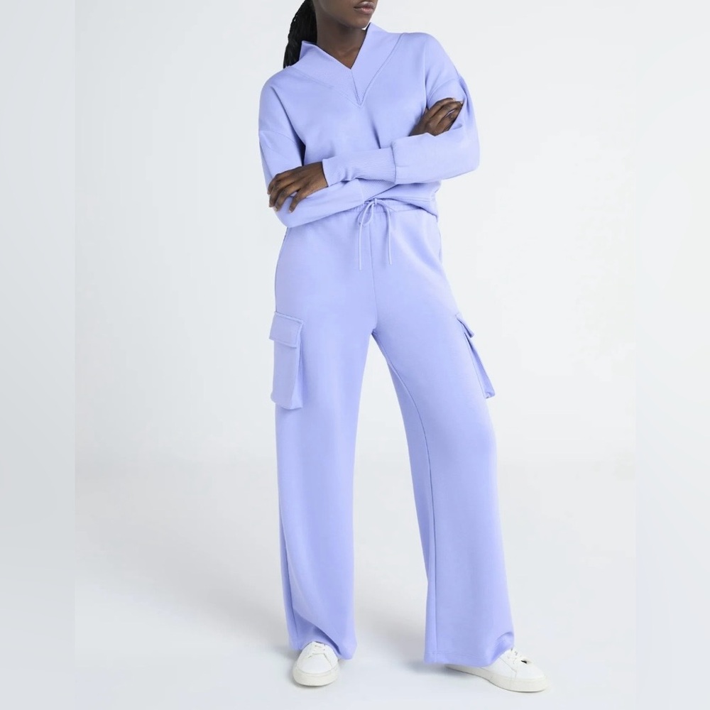 Scoop Ultimate Scubaknit Wide Leg Cargo Sweatpants Lavender Size L 12/14 NWT